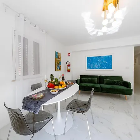 30 Balcone Bordonaro 公寓 *